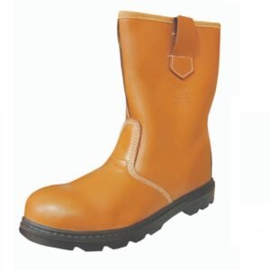 Distributor of Managers Safety Leather Rigger Boots with Steel Toe Cap in UAE