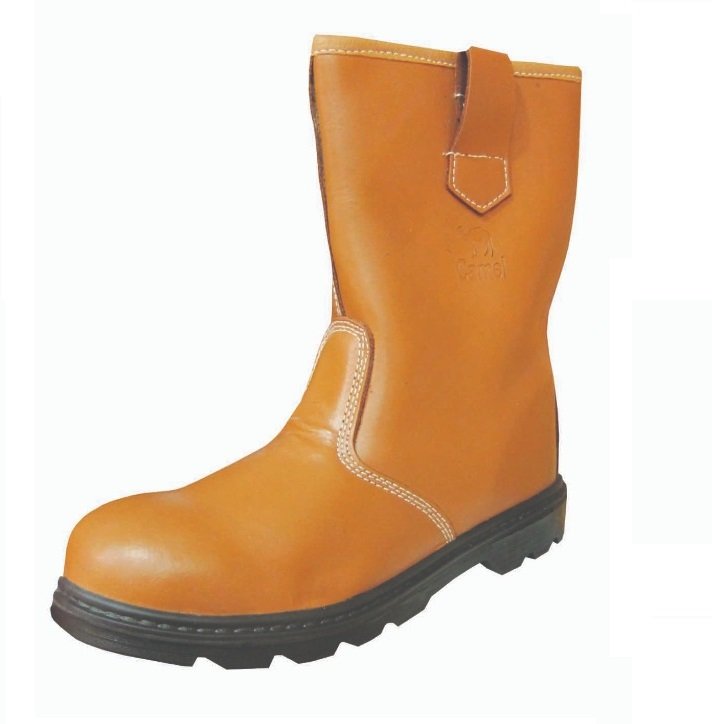Distributor of Managers Safety Leather Rigger Boots with Steel Toe Cap in UAE