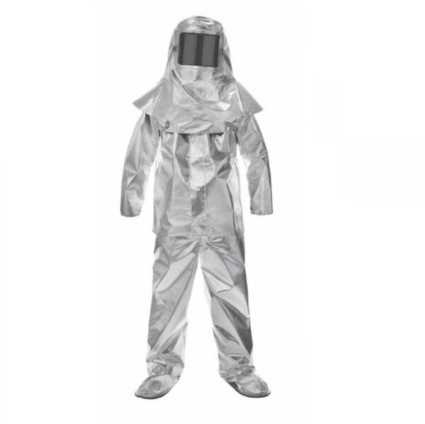 Distributor of Aluminized Fire Proximity Suit in UAE